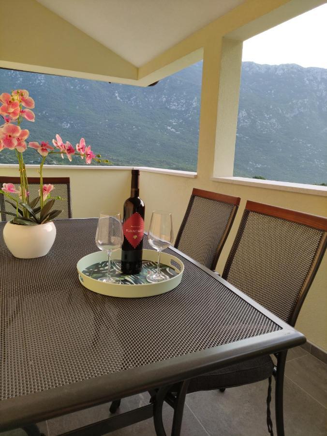 Mira 2 Apartment Zagvozd Bagian luar foto