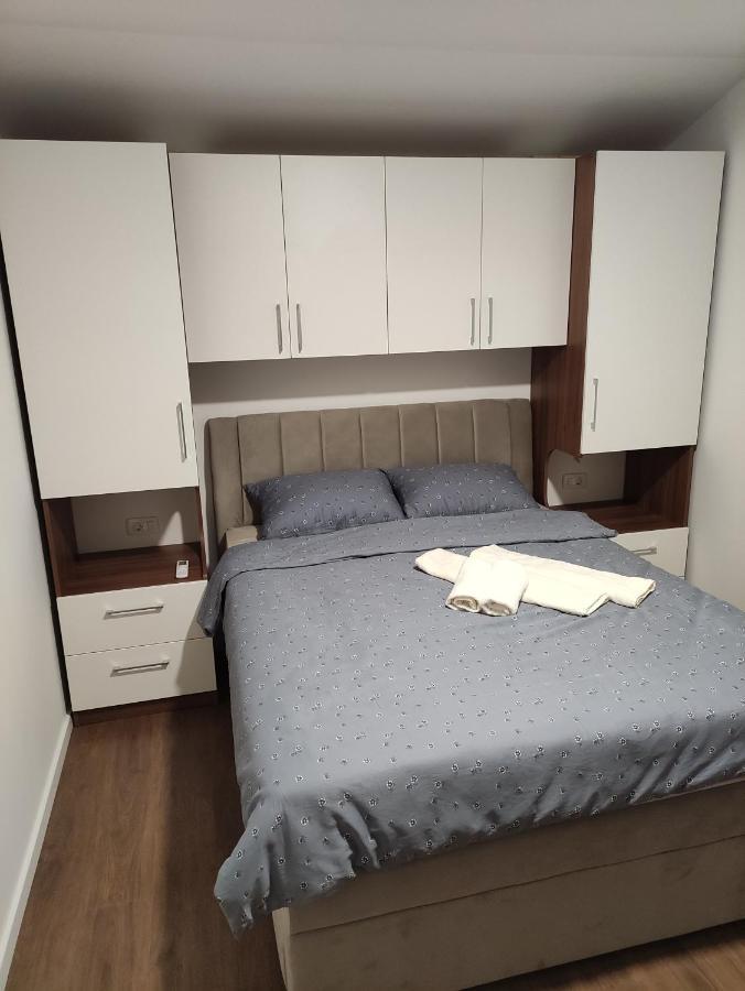 Mira 2 Apartment Zagvozd Bagian luar foto